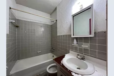 315 King Street #2H, Port Chester, NY 10573 - Photo 9