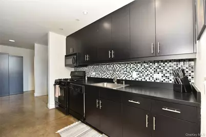 70 S Main Street #307-PH, Freeport, NY 11520 - Photo 9