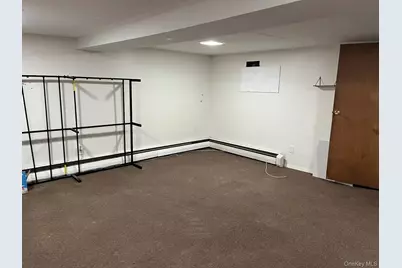 13 Reinhart Court, Melville, NY 11747 - Photo 15