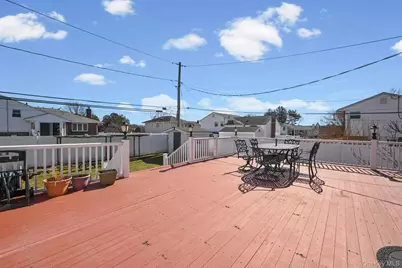 3 Chapin, Farmingdale, NY 11735 - Photo 5