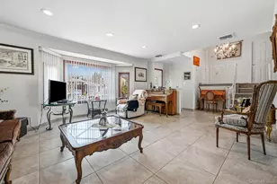 3 Chapin, Farmingdale, NY 11735 - Photo 9