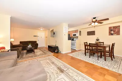 320 E Shore Road #10C, Great Neck, NY 11023 - Photo 13