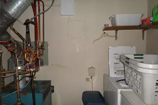 17 Johanna Ln, Monsey, NY 10952 - Photo 23