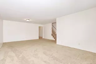 554 Kensico Ct, Suffern, NY 10901 - Photo 11