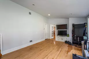 130 Sands Point Rd, Sands Point, NY 11050 - Photo 23