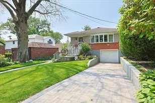 50-54 Deepdale Pl, Little Neck, NY 11362 - Photo 3