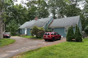 955 Deep Hole Dr, Mattituck, NY 11952 - Photo 3