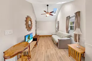 9 Magnolia Pl, Bronx, NY 10465 - Photo 5