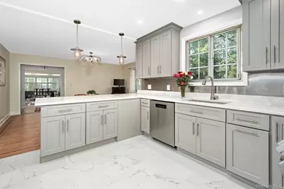 2 Byworth Road, New Rochelle, NY 10804 - Photo 13