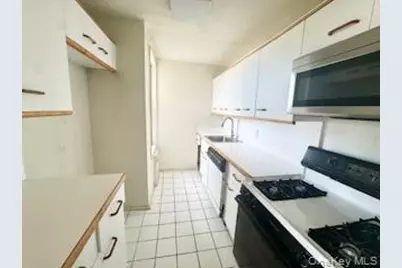 3855 3855 Shore Parkway #3m, Brooklyn, NY 11235 - Photo 3