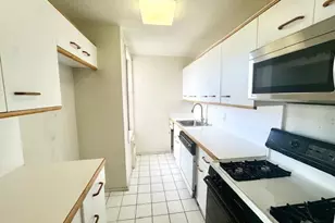 3855 3855 Shore Pkwy, Brooklyn, NY 11235 - Photo 7