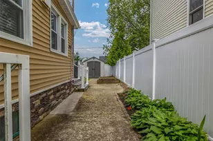 38 Kent Rd, Island Park, NY 11558 - Photo 21