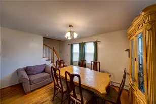 193-32 Williamson Ave, Springfield Gardens, NY 11413 - Photo 3