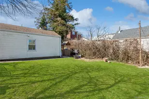 55 Nassau Ave, Glen Cove, NY 11542 - Photo 15