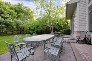 19 Holiday Pond Rd, Jericho, NY 11753 - Photo 33