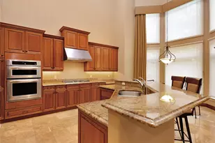 19 Holiday Pond Rd, Jericho, NY 11753 - Photo 9