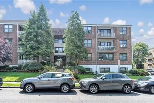 16 Stoner Ave, Great Neck, NY 11021 - Photo 9