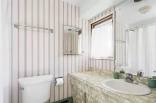 6 Bay View Dr, Hampton Bays, NY 11946 - Photo 17