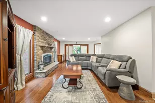 7 Kent Ct, Bayport, NY 11705 - Photo 19