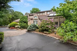 7 Kent Ct, Bayport, NY 11705 - Photo 3