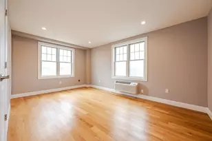 661 W Broadway, Long Beach, NY 11561 - Photo 13