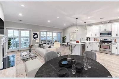 7 Ocean Watch Court, Freeport, NY 11520 - Photo 5