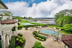 17 Split Rock Dr, Great Neck, NY 11024 - Photo 29