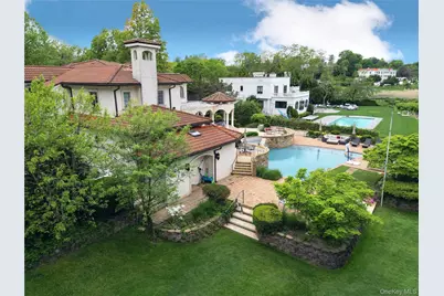 17 Split Rock Drive, Great Neck, NY 11024 - Photo 31