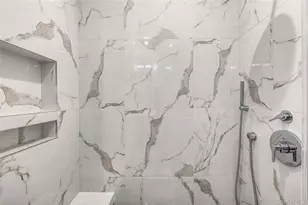 10 Ocean Watch Ct, Freeport, NY 11520 - Photo 15