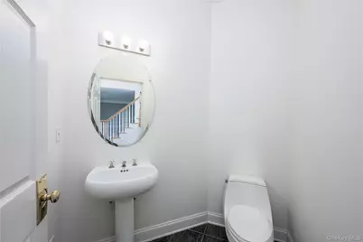 46 McGuiness Lane, White Plains, NY 10605 - Photo 23