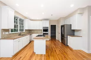 46 McGuiness Ln, White Plains, NY 10605 - Photo 5