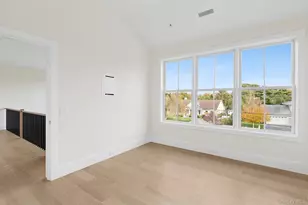 25 Liberty St, Westhampton Beach, NY 11978 - Photo 23