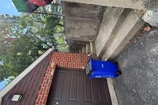 2110 Light St, Bronx, NY 10466 - Photo 5