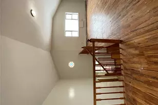 2110 Light St, Bronx, NY 10466 - Photo 15