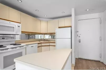 440 W Broadway #3A, Long Beach, NY 11561 - Photo 5