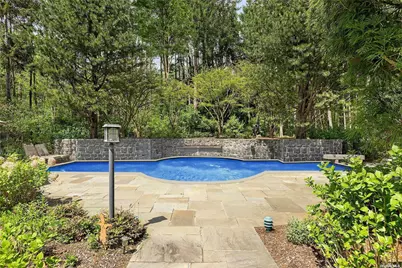 10 Orchard Lane, Old Westbury, NY 11568 - Photo 31