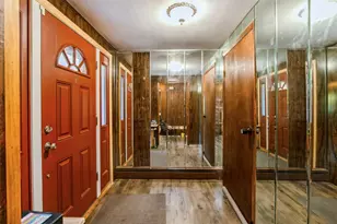 22 Landscape Dr, Wheatley Heights, NY 11798 - Photo 9