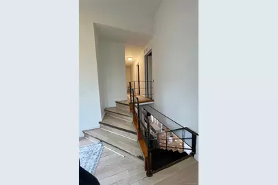 230 Park Avenue, Freeport, NY 11520 - Photo 3