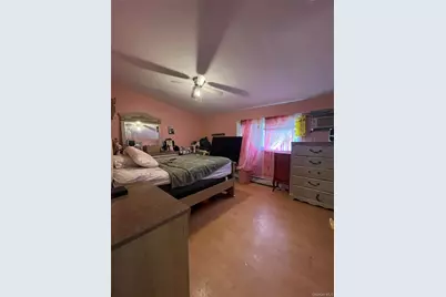 230 Park Avenue, Freeport, NY 11520 - Photo 5