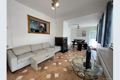 230 Park Avenue, Freeport, NY 11520 - Photo 17