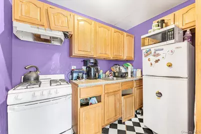 977 E 179th Street, Bronx, NY 10460 - Photo 17