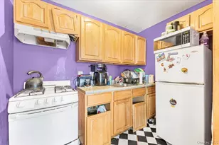 977 E 179th St, Bronx, NY 10460 - Photo 17