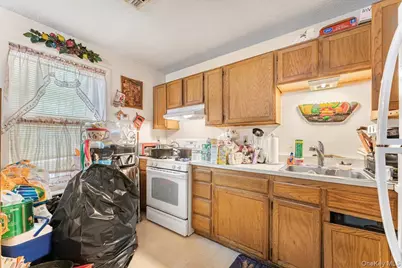 977 E 179th Street, Bronx, NY 10460 - Photo 9