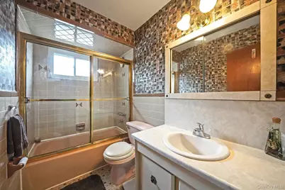 47-04 167 Street, Flushing, NY 11358 - Photo 9