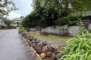 20 Ridge Rd, Douglaston, NY 11363 - Photo 35