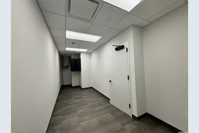 153-10 88th Ave, Jamaica, NY 11432 - Photo 9