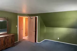 18 Bonnybill Dr, Centereach, NY 11720 - Photo 9