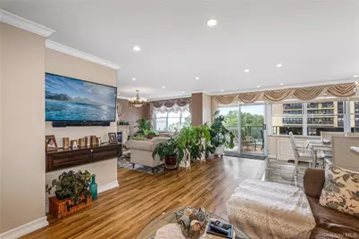 17-85 215th Street #4M, Bayside, NY 11360 - Photo 5