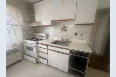 131-66 234th Street #Lower, Rosedale, NY 11422 - Photo 5