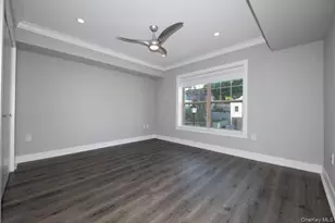 100 Glen St, Glen Cove, NY 11542 - Photo 3